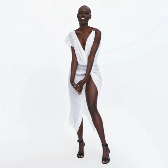 Zara medium asymmetrical white dress - Picture 2 of 6